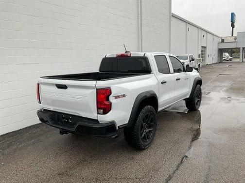 Summit White 2023 Chevrolet Colorado Trail Boss