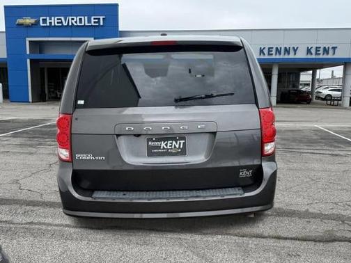 Granite Pearlcoat 2019 Dodge Grand Caravan SE