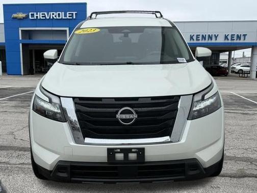 White 2023 Nissan Pathfinder SV 4WD