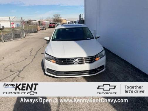 2018 Volkswagen Passat 2.0T SE