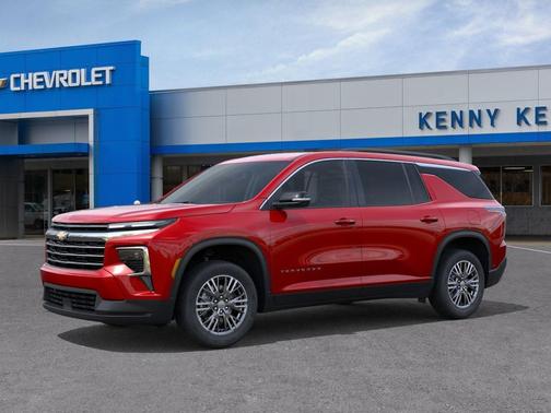 Radiant Red Tintcoat 2026 Chevrolet Traverse LT
