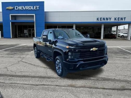 Black 2024 Chevrolet Silverado 2500 Custom