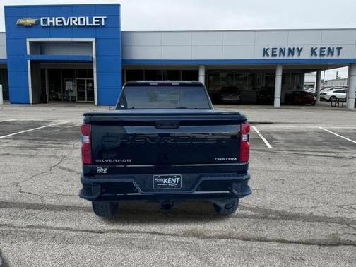 Black 2024 Chevrolet Silverado 2500 Custom