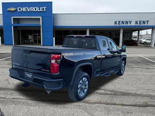 Black 2024 Chevrolet Silverado 2500 Custom