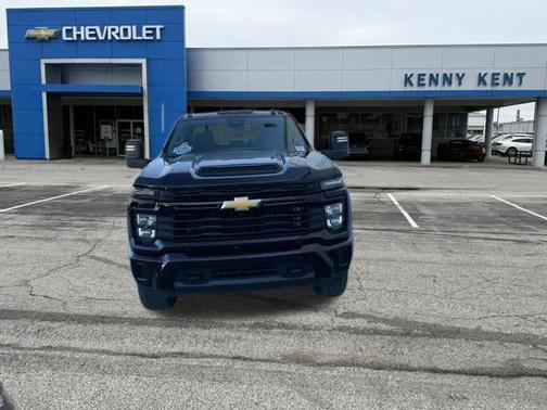 Black 2024 Chevrolet Silverado 2500 Custom