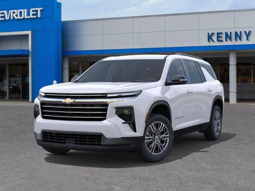 Summit White 2026 Chevrolet Traverse LT