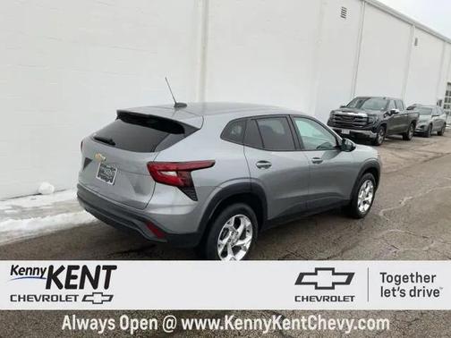 2024 Chevrolet Trax LS