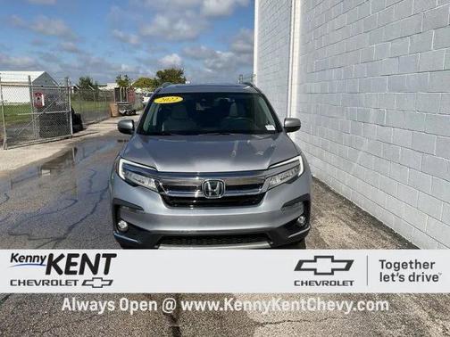 2022 Honda Pilot Touring 8-Passenger
