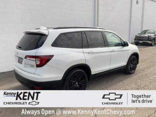 2022 Honda Pilot AWD Black Edition