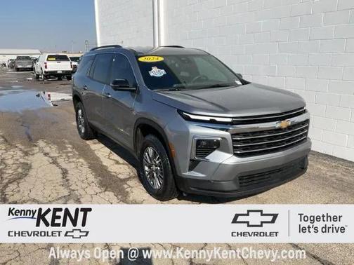 2024 Chevrolet Traverse LT