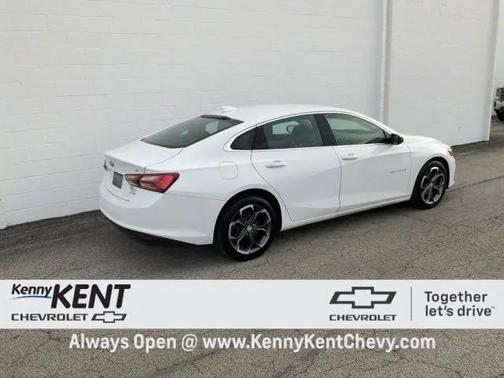 2022 Chevrolet Malibu FWD LT