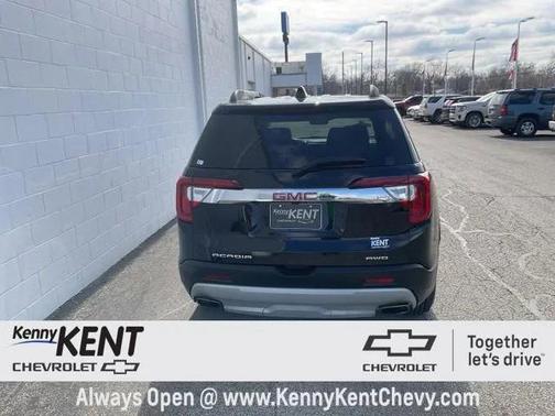 2023 GMC Acadia AWD SLT