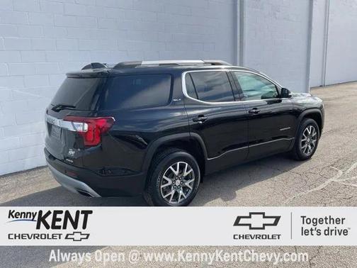 2023 GMC Acadia AWD SLT