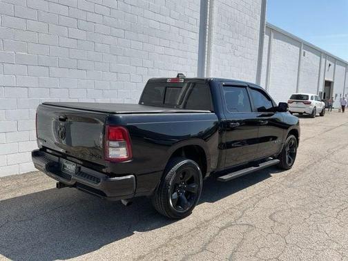 Diamond Black Crystal Pearlcoat 2019 RAM 1500 Big Horn