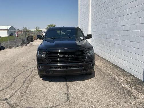 Diamond Black Crystal Pearlcoat 2019 RAM 1500 Big Horn