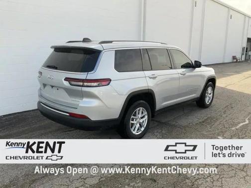 2022 Jeep Grand Cherokee L Laredo