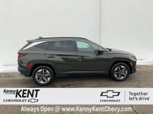 2025 Hyundai TUCSON SEL