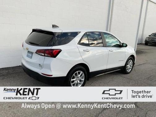 2022 Chevrolet Equinox LS