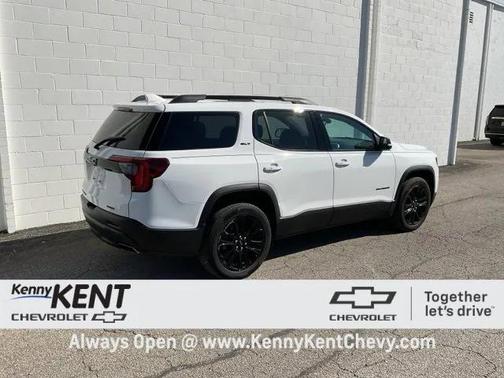 2022 GMC Acadia AWD SLT