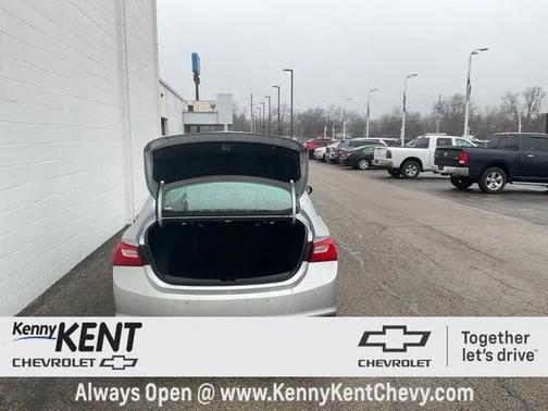 2017 Chevrolet Malibu 1LT