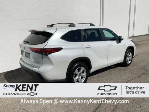 2023 Toyota Highlander L