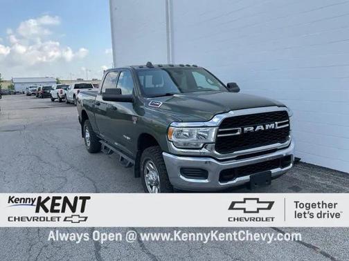 2021 RAM 2500 Tradesman Crew Cab 4x4 6'4' Box
