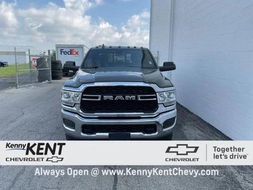 2021 RAM 2500 Tradesman Crew Cab 4x4 6'4' Box