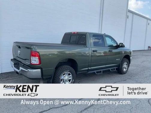 2021 RAM 2500 Tradesman Crew Cab 4x4 6'4' Box