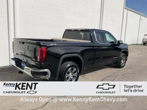 2024 GMC Sierra 1500 SLE