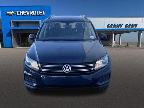 Night Blue Metallic 2016 Volkswagen Tiguan S