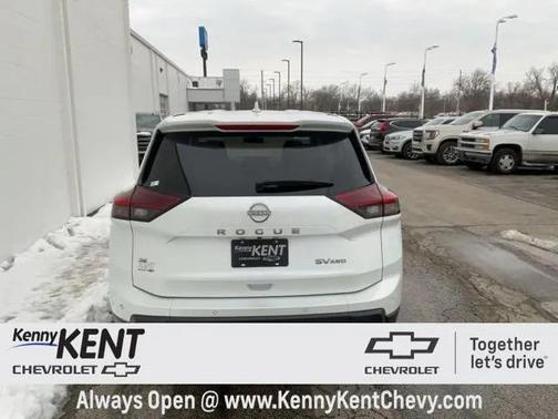 2024 Nissan Rogue SV