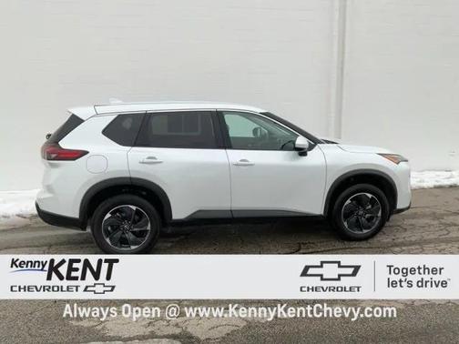 2024 Nissan Rogue SV