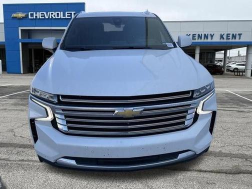 Iridescent Pearl Tricoat 2021 Chevrolet Suburban 4WD High Country