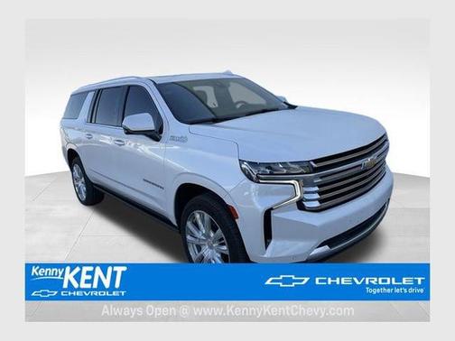 Iridescent Pearl Tricoat 2021 Chevrolet Suburban 4WD High Country