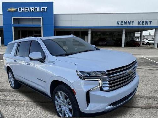 Iridescent Pearl Tricoat 2021 Chevrolet Suburban 4WD High Country