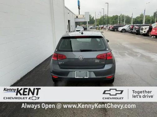 2017 Volkswagen Golf TSI SE 4-Door