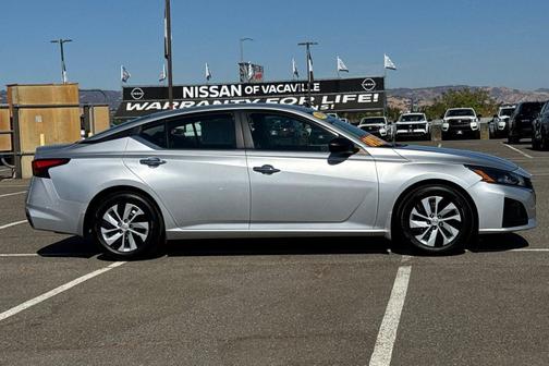 2024 Nissan Altima S FWD
