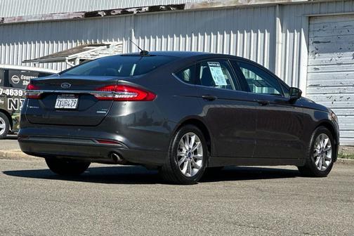 MAGNETIC METALLIC 2017 Ford Fusion SE