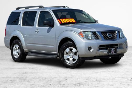 2010 Nissan Pathfinder S FE+