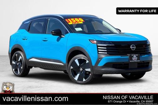 2025 Nissan Kicks SR