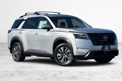 2025 Nissan Pathfinder SV 4WD