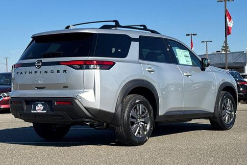 2025 Nissan Pathfinder SV 4WD