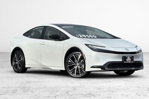 2023 Toyota Prius XLE