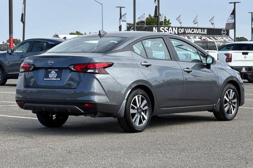 2025 Nissan Versa 1.6 SV