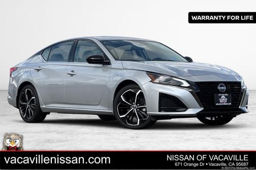 2025 Nissan Altima SR FWD