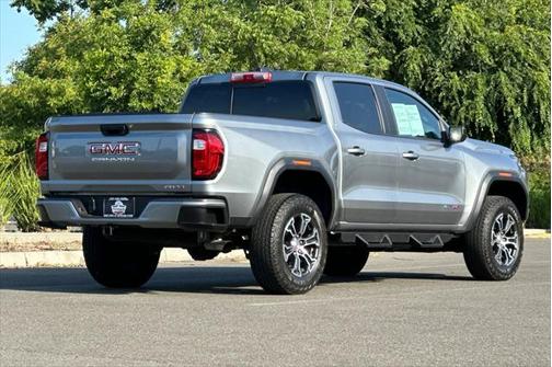2023 GMC Canyon Base