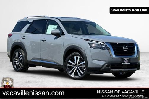 2025 Nissan Pathfinder Platinum 4WD
