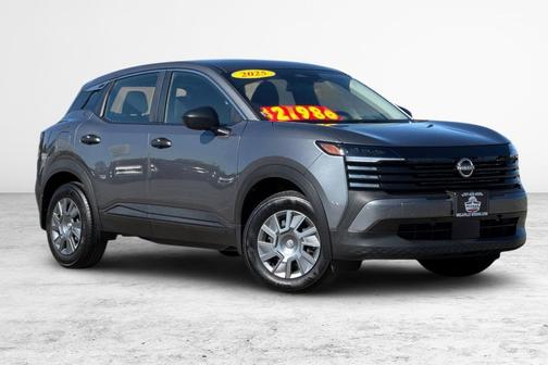 2025 Nissan Kicks S