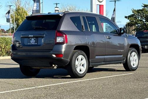 2017 Jeep Compass Sport