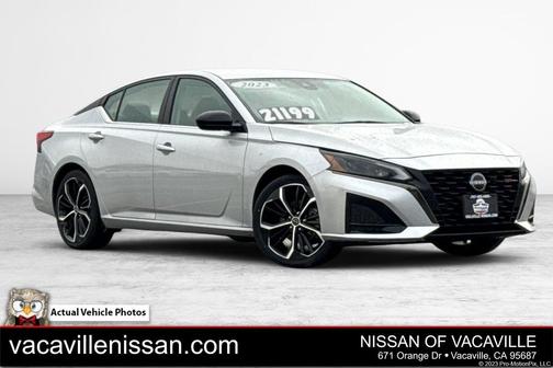 2023 Nissan Altima SR FWD